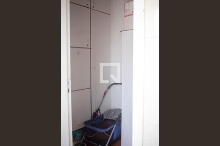 Apartamento à venda com 87m², 3 quartos e 1 vaga Apartamento à venda com 87m², 3 quartos e 1 vagaDispensa