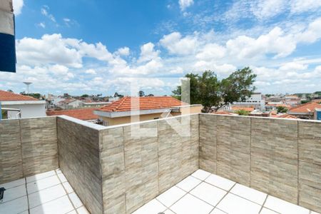 Casa à venda com 74m², 2 quartos e 1 vaga Casa à venda com 74m², 2 quartos e 1 vagaVaranda