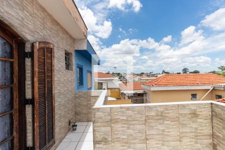 Casa à venda com 74m², 2 quartos e 1 vaga Casa à venda com 74m², 2 quartos e 1 vagaVaranda