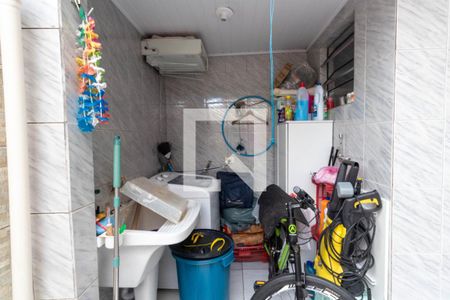 Casa à venda com 74m², 2 quartos e 1 vaga Casa à venda com 74m², 2 quartos e 1 vagaLavanderia