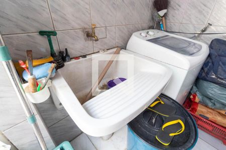 Casa à venda com 74m², 2 quartos e 1 vaga Casa à venda com 74m², 2 quartos e 1 vagaLavanderia