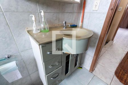 Casa à venda com 74m², 2 quartos e 1 vaga Casa à venda com 74m², 2 quartos e 1 vagaBanheiro 1