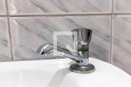 Casa à venda com 74m², 2 quartos e 1 vaga Casa à venda com 74m², 2 quartos e 1 vagaBanheiro - torneira