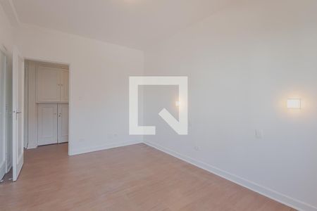 Quarto 1 de apartamento para alugar com 3 quartos, 195m² em Pinheiros, São Paulo