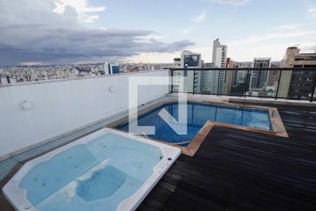 Apartamento à venda com 360m², 5 quartos e 4 vagasÁrea externa