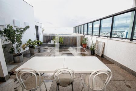 Apartamento à venda com 360m², 5 quartos e 4 vagasÁrea externa