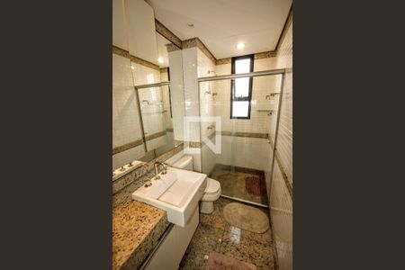 Apartamento à venda com 360m², 5 quartos e 4 vagasSuíte 2 - Banheiro