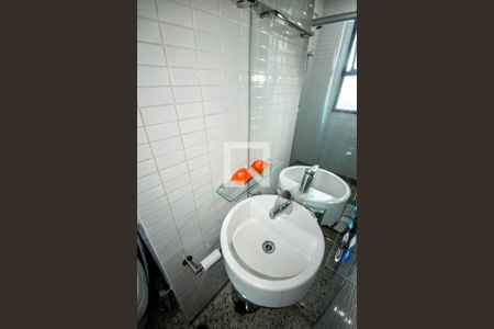 Apartamento à venda com 360m², 5 quartos e 4 vagasSuíte 3 - Banheiro