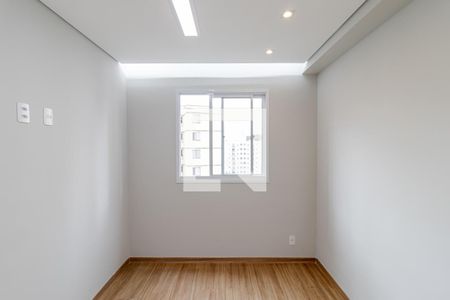 Quarto de apartamento para alugar com 1 quarto, 24m² em Jardim Santa Emília, São Paulo