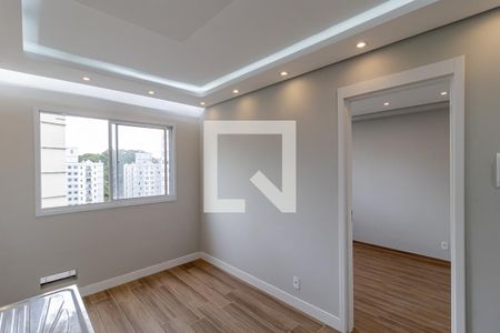 Sala e Cozinha de apartamento para alugar com 1 quarto, 24m² em Jardim Santa Emília, São Paulo