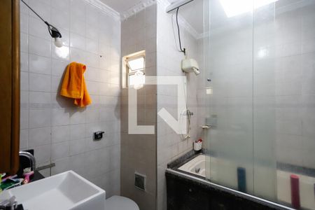 Casa à venda com 180m², 3 quartos e 3 vagas Casa à venda com 180m², 3 quartos e 3 vagasBanheiro da Suíte 2