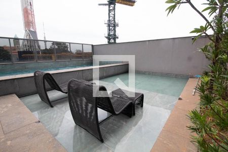 Apartamento para alugar com 164m², 3 quartos e 2 vagas Apartamento para alugar com 164m², 3 quartos e 2 vagasÁrea comum - Piscina