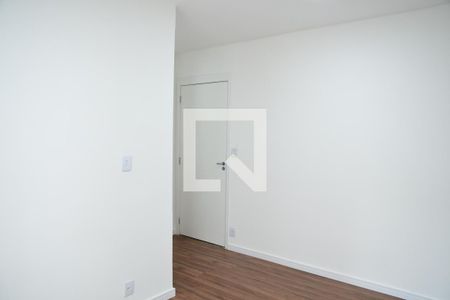 Sala de apartamento para alugar com 2 quartos, 47m² em Jardim Pioneira, Cotia
