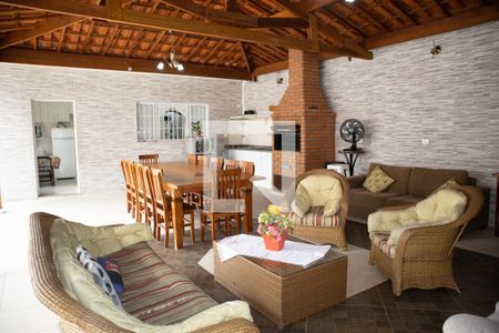 Casa à venda com 400m², 5 quartos e 8 vagasChurrasqueira