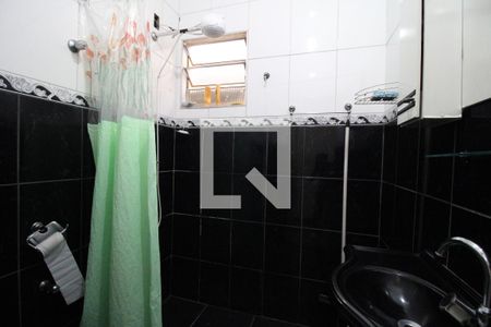 Casa à venda com 111m², 2 quartos e 2 vagasBanheiro