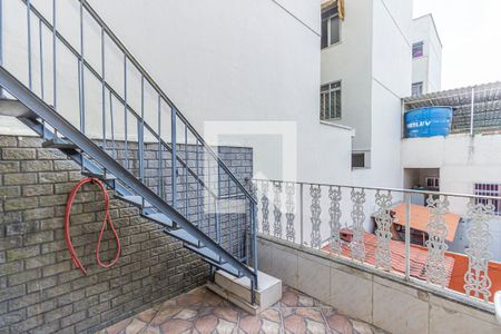 Apartamento à venda com 80m², 2 quartos e sem vaga Apartamento à venda com 80m², 2 quartos e sem vagaÁrea de Serviço