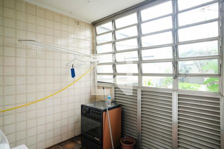 Casa à venda com 600m², 3 quartos e 4 vagasÁrea de Serviço