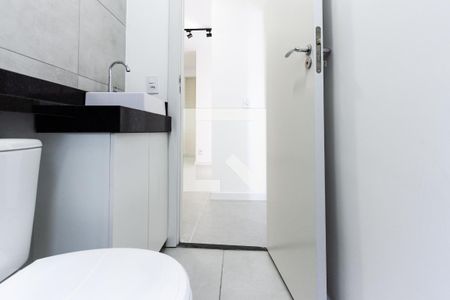 Apartamento à venda com 42m², 2 quartos e sem vaga Apartamento à venda com 42m², 2 quartos e sem vagaBanheiro