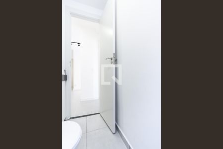 Apartamento à venda com 42m², 2 quartos e sem vaga Apartamento à venda com 42m², 2 quartos e sem vagaBanheiro