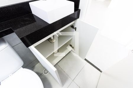 Apartamento à venda com 42m², 2 quartos e sem vaga Apartamento à venda com 42m², 2 quartos e sem vagaBanheiro