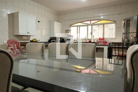 Casa à venda com 400m², 4 quartos e 6 vagascozinha