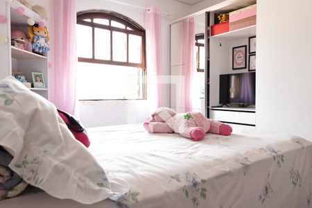 Casa à venda com 400m², 4 quartos e 6 vagasquarto 2