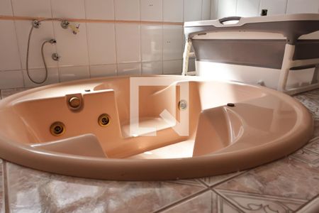 Casa à venda com 400m², 4 quartos e 6 vagasSuíte