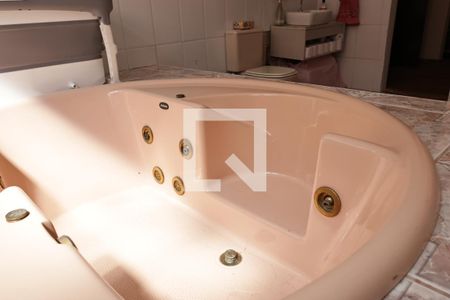 Casa à venda com 400m², 4 quartos e 6 vagasSuíte