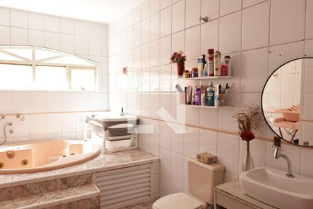 Casa à venda com 400m², 4 quartos e 6 vagasSuíte