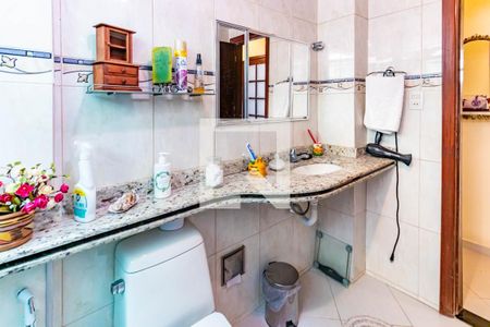 Apartamento à venda com 88m², 2 quartos e 2 vagasBanheiro