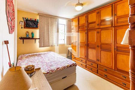 Apartamento à venda com 88m², 2 quartos e 2 vagasQuarto 2