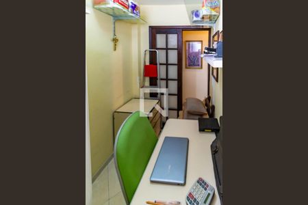 Apartamento à venda com 88m², 2 quartos e 2 vagasEscritório