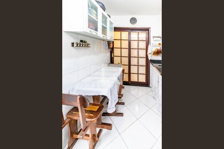 Apartamento à venda com 88m², 2 quartos e 2 vagasCozinha