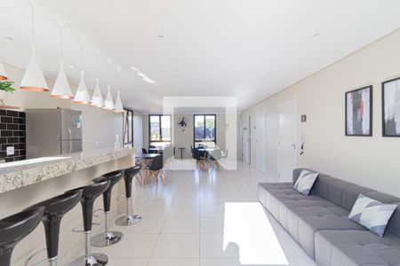 Apartamento à venda com 38m², 2 quartos e 1 vaga Apartamento à venda com 38m², 2 quartos e 1 vagaÁrea comum - Salão de festas