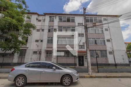 Apartamento à venda com 69m², 3 quartos e 1 vaga Apartamento à venda com 69m², 3 quartos e 1 vagaFachada