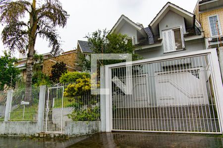 Casa à venda com 182m², 3 quartos e 4 vagasFachada 