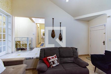 Casa à venda com 182m², 3 quartos e 4 vagasSala/Cozinha