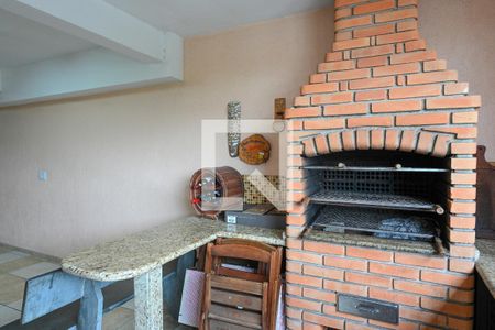 Casa à venda com 300m², 3 quartos e 4 vagas Casa à venda com 300m², 3 quartos e 4 vagasLazer