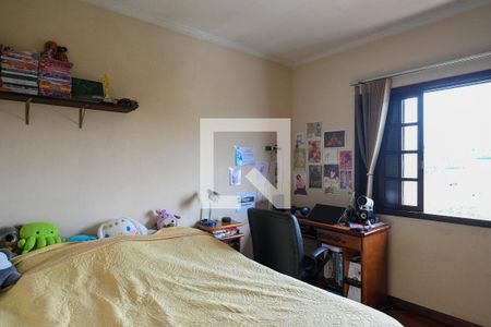 Casa à venda com 300m², 3 quartos e 4 vagas Casa à venda com 300m², 3 quartos e 4 vagasQuarto 3