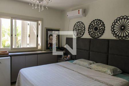 Casa à venda com 212m², 3 quartos e 2 vagas Casa à venda com 212m², 3 quartos e 2 vagasQuarto Suíte