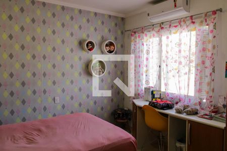 Casa à venda com 212m², 3 quartos e 2 vagas Casa à venda com 212m², 3 quartos e 2 vagasQuarto 2