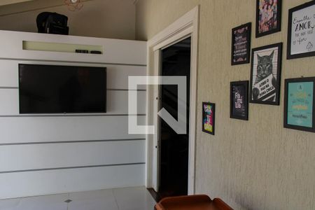 Casa à venda com 212m², 3 quartos e 2 vagas Casa à venda com 212m², 3 quartos e 2 vagasÁrea comum - Sala de Jogos