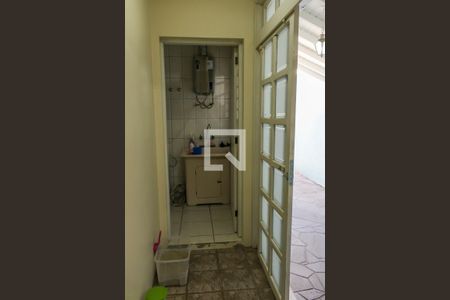 Casa à venda com 212m², 3 quartos e 2 vagas Casa à venda com 212m², 3 quartos e 2 vagasÁrea de Serviço