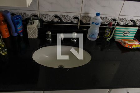 Casa à venda com 212m², 3 quartos e 2 vagas Casa à venda com 212m², 3 quartos e 2 vagasBanheiro da Suíte