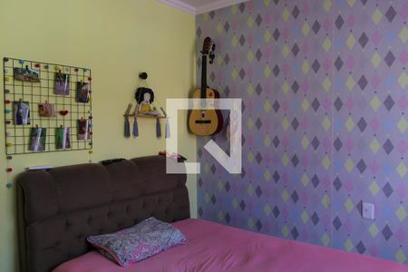 Casa à venda com 212m², 3 quartos e 2 vagas Casa à venda com 212m², 3 quartos e 2 vagasQuarto 2