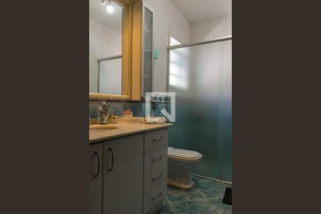 Casa à venda com 212m², 3 quartos e 2 vagas Casa à venda com 212m², 3 quartos e 2 vagasBanheiro 2