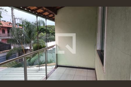 Casa à venda com 200m², 3 quartos e 3 vagas Casa à venda com 200m², 3 quartos e 3 vagasVaranda Quarto 2