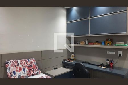 Casa à venda com 200m², 3 quartos e 3 vagas Casa à venda com 200m², 3 quartos e 3 vagasQuarto 1
