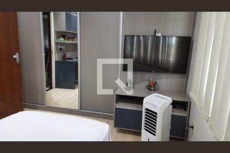 Casa à venda com 200m², 3 quartos e 3 vagas Casa à venda com 200m², 3 quartos e 3 vagasQuarto 1