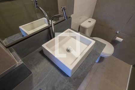 Apartamento para alugar com 160m², 3 quartos e sem vaga Apartamento para alugar com 160m², 3 quartos e sem vagaSuíte - Banheiro